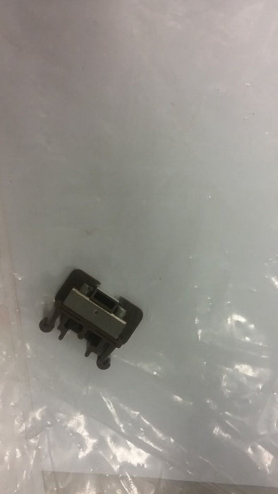 15 Allen-Bradley 1492 Style F Terminal Blocks