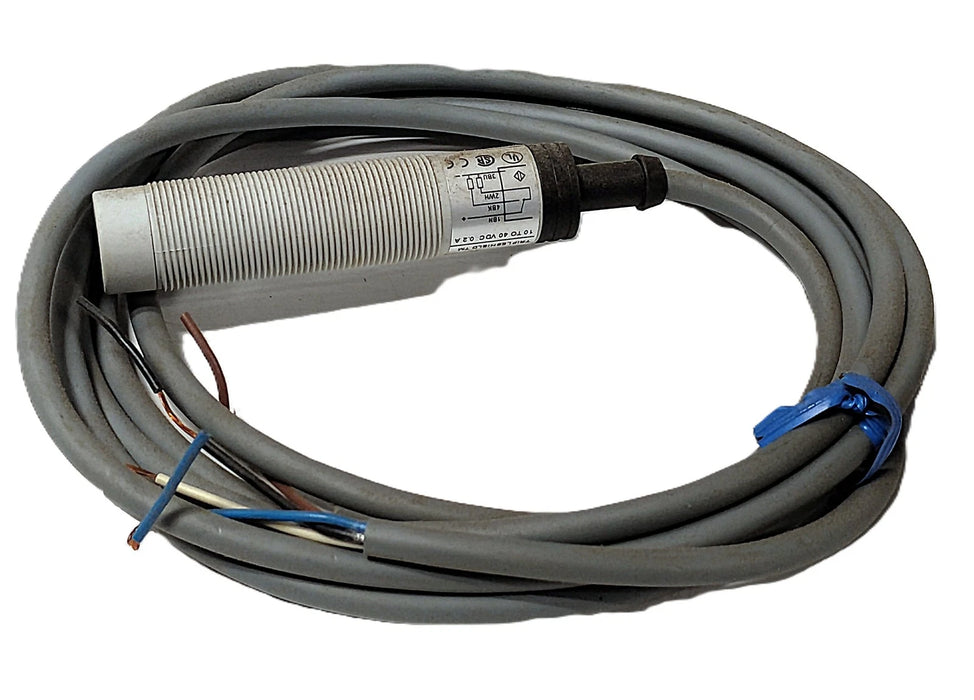 Carlo Gavazzi CA18CLN12PA 10-40 V DC Proximity Sensor w/ Adjustable Sensitivity