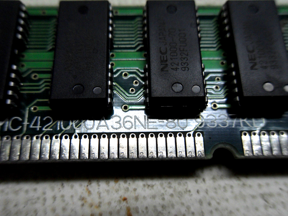NEC MC-421000A36NE-80 Memory Module