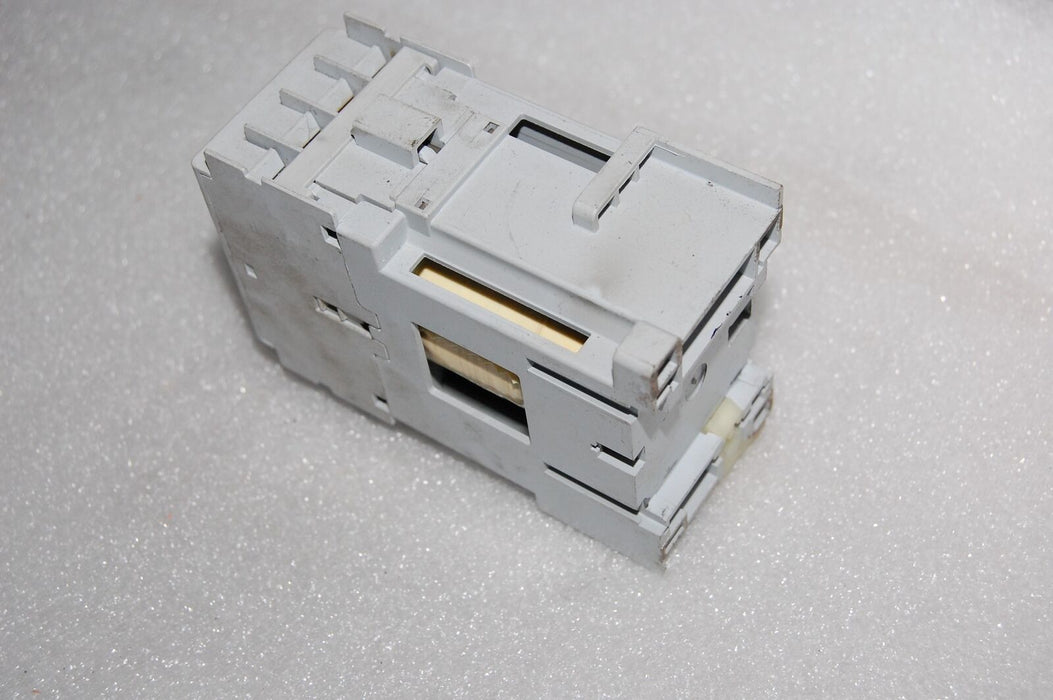 Allen-Bradley 100-C09Z10 Contactor