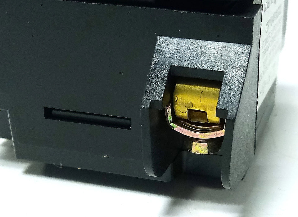 GE CR104PLG32G Oiltight Green Heavy Duty Pilot Light w/ 120 V Transformer