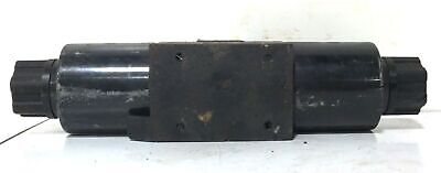 Nachi SS-G01-C6-R-C115-E31 110/115 V AC Hydraulic Directional Control Valve