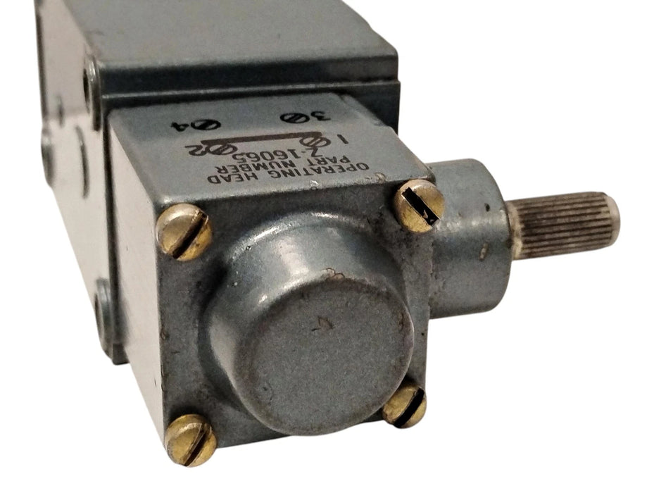 Allen-Bradley 802T-A Ser D 600 V AC 10 A Oiltight Rotary Gear Limit Switch