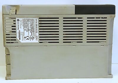 Allen-Bradley 22B-D012N104 PowerFlex 40 480 V AC 17 A Variable Frequency Drive