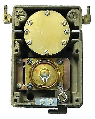 Johnson Control P-8000 Dual Pressure Control