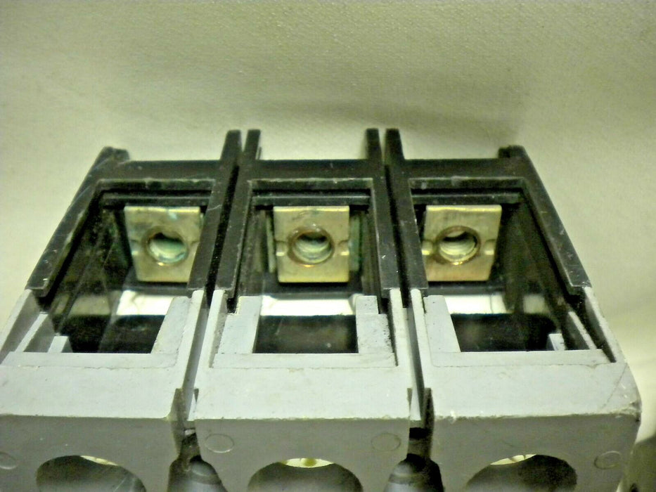 Siemens FXD63B200 CIRCUIT BREAKER 200A 3 Poles 600V