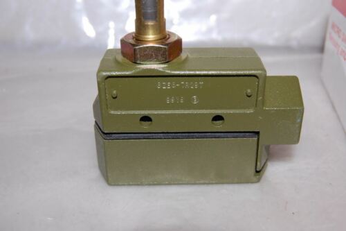 Honeywell LIMIT SWITCH W ROLLER BZE6-7RQ9T 9919