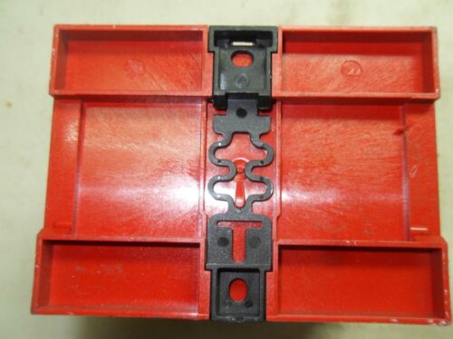 1 Allen-Bradley MSR122E SAFETY RELAY