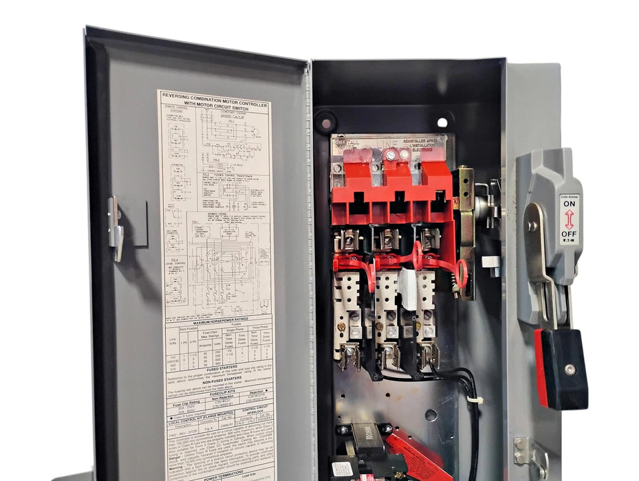 Cutler-Hammer AN56BN0 110/120V 18A NEMA 0 Fusible Reversing Combination Starter
