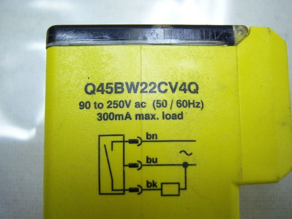Banner Engineering Photoelectric Sensor Q45BW22CV4Q 37019 95-250 V