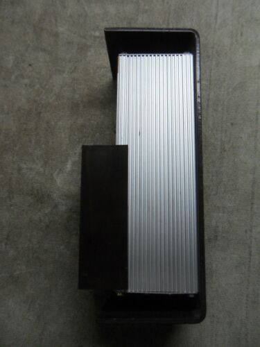 1 MOORE INDUSTRIES SCT/4-20MA/1-5V/117AC-RFC SIGNAL CONVERTER