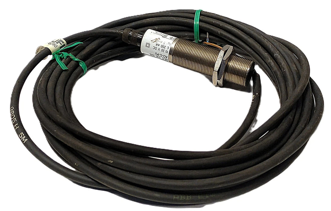 Balluff BES 516-326-AO-C-PU BES01CC 10-30 V DC Inductive Proximity Sensor