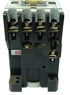 Allen-Bradley 100-A24ND3 600 V AC 24 A 3-Pole Non-Reversing Contactor