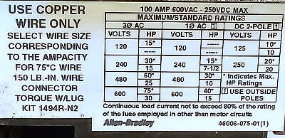 1494V-FS100 Trailer Fuse Block and 1494V-DS100 Disconnect Switch