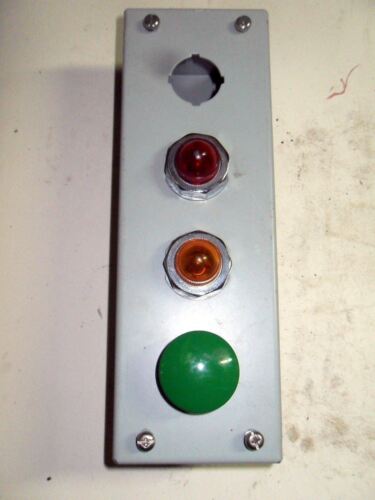 1 HAMMOND 1435D ENCLOSURE W/ AB 800T-XA & (2