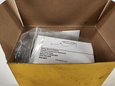 Hubbell CC420 4 Wire Cord Clamp Kit for Pin and Sleeve Devices