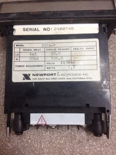 NEWPORT ELECTRONICS 202A-P PROCESS METER