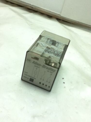 Allen-Bradley 700-HA3Z24 SERIES D RELAY