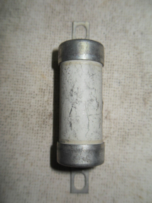 4 Siemens 3NW2 110 2A 600V Fuses