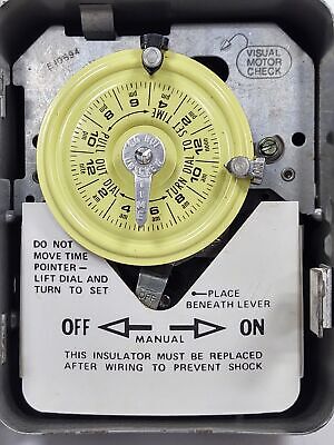 Dayton 2E351 Time Switch