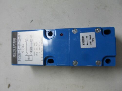 1 Microswitch 1228-1-A-3-A 9204 Limit Style Sensor