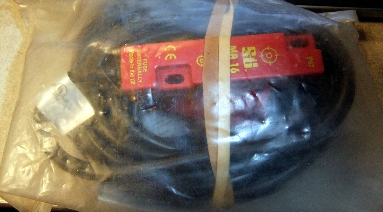 STI 44507-1631 Safety Switch 5M Cable Pre-Wired