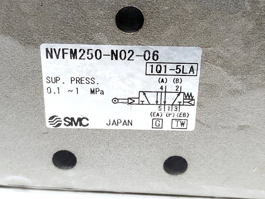 SMC NVFM250-N02-06 0.1-1.0 MPa Air Operated Roller Plunger Limit Switch