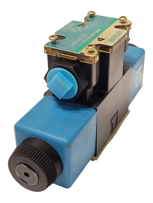 Vickers DG4V-3S-6C-M-FW-B5-60 100 bar Solenoid Valve w/ 110/120 V AC Coil