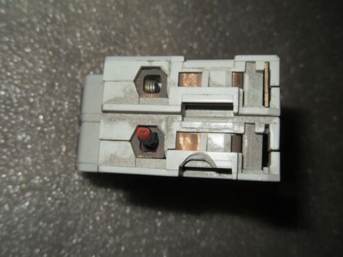 Allen-Bradley 1492-CB2-G070 7A Circuit Breaker