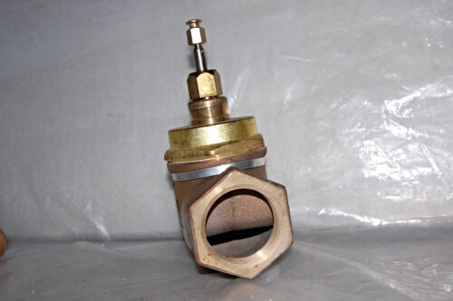 Honeywell V5011C 1391 1 8332 BRONZE THREADED CONTROL VALVE