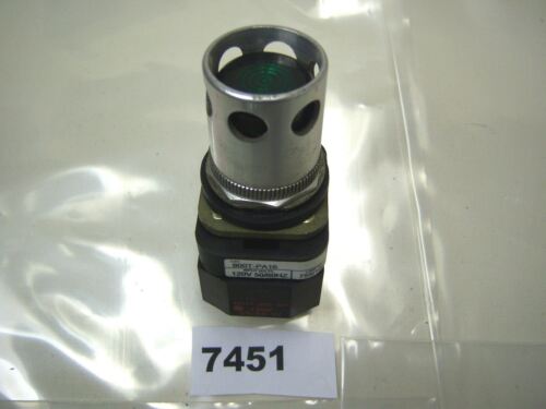 Allen-Bradley Push Button 800T-PA16 Illuminated Green Momentary 1NO1NC