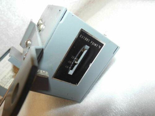 POWERS 134-1511 TEMPERATURE CONTROL