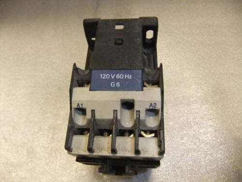 Telemecanique LC1D0910 Contactor 120V