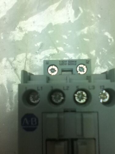 Allen-Bradley 100-C09D10 120V 9A IEC Contactor