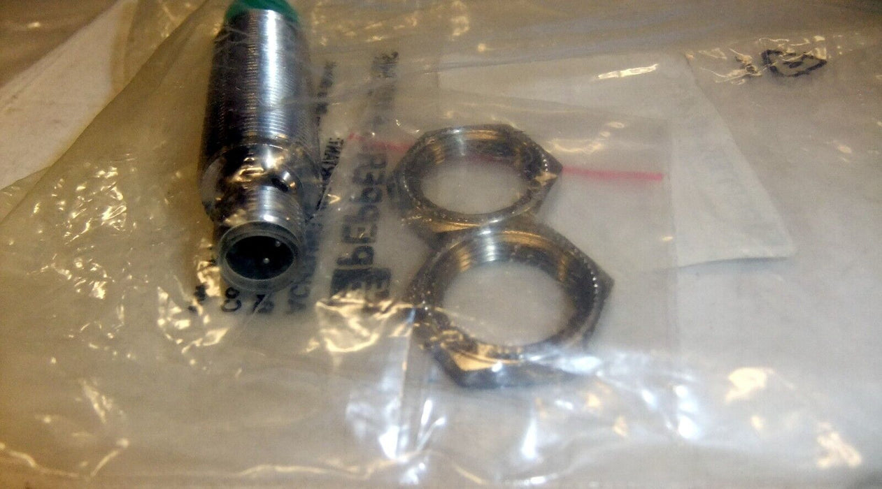 Pepperl 552315 3RG4023-3KB60-PF Inductive Proximity Sensor w/ Indicator Light