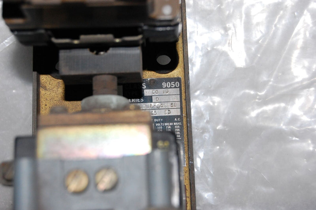 Square D 9050-CO1D Pneumatic Timing Relay