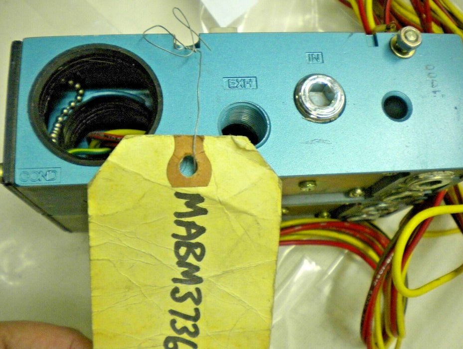 2 MAC Manifold Base