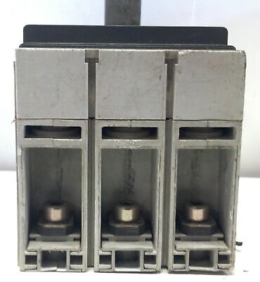 ABB SACE T4L250 3 P 600 V 250 A Molded Case Circuit Breaker w/ Lever