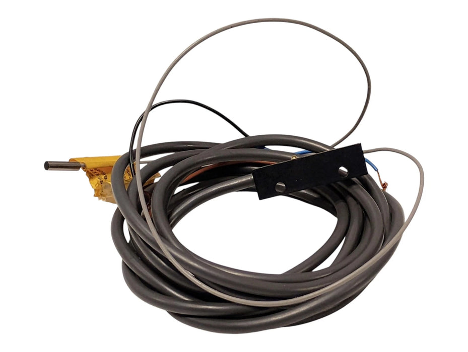 Omron E2E-CR5C1 5-24 V DC Proximity Sensor w/ Cable Amplifier