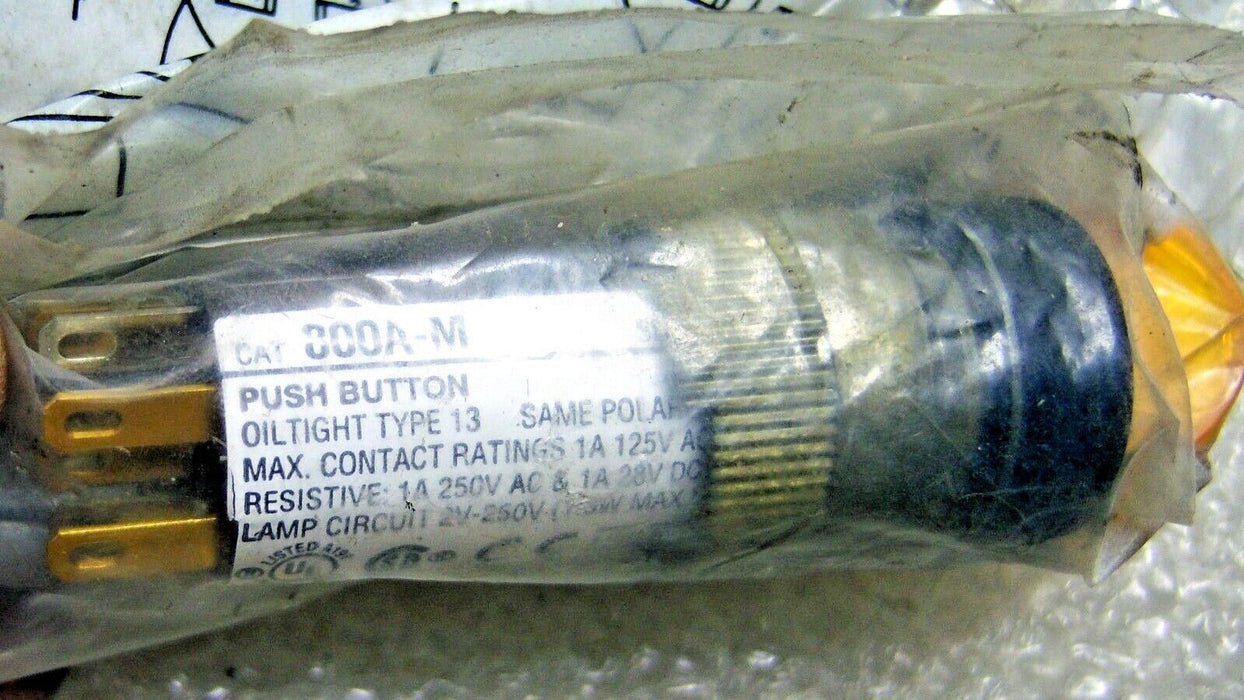 Allen-Bradley 800A-M2AA0L Amber Push Button Switch