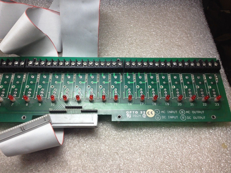 OPTO 22 PB24 Mounting Rack Module