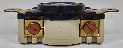 Hubbell HBL2420A 3 Pole 4 Wire 20 A 3 Phase 250 VAC Twist-Lock Receptacle