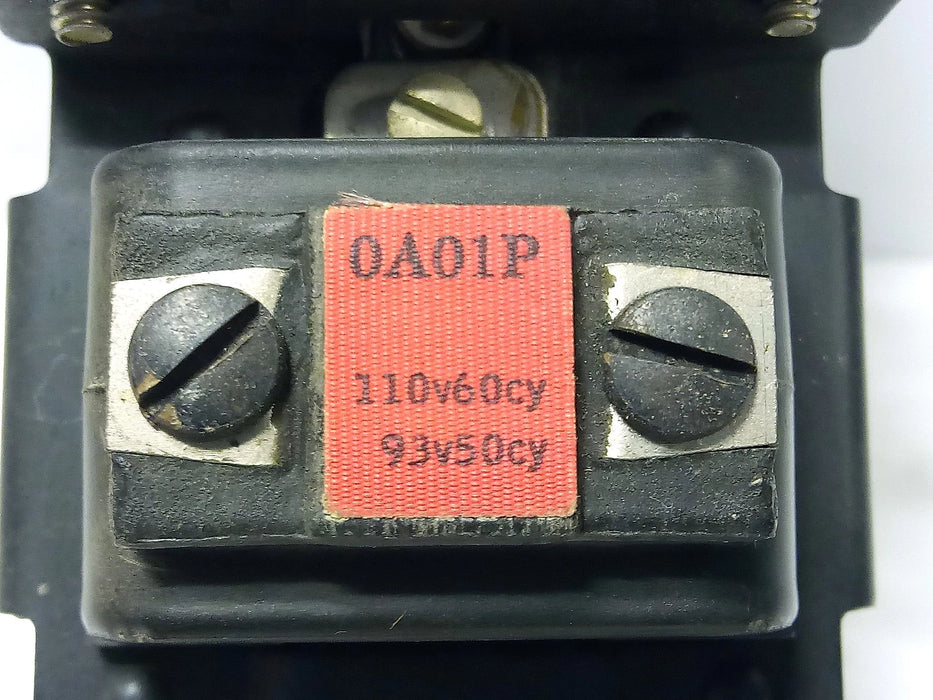 Allen-Bradley 700-BX840A 600 V AC 10 A Relay w/ 93/110 V AC Coil