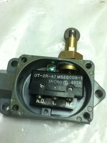 Microswitch DTF2-2RQ9-RH Switch Enclosure