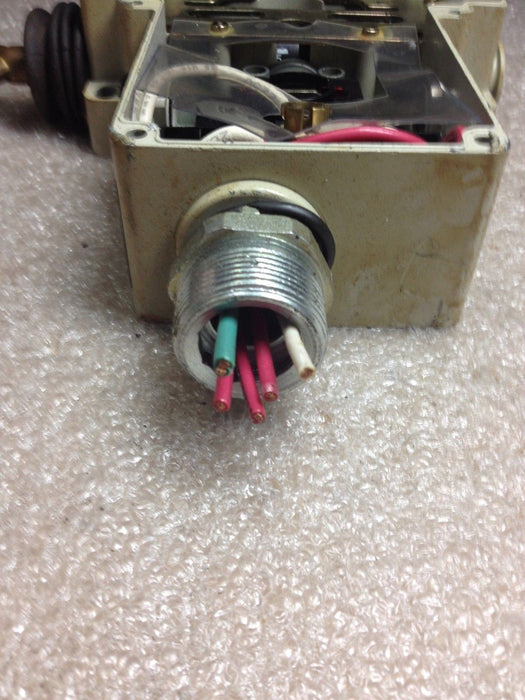 TELEMECANIQUE XY2-CE2A296H7 CABLE PULL SWITCH