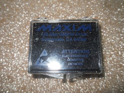 10 Maxim MAX187ACWE Analog to Digital Converters