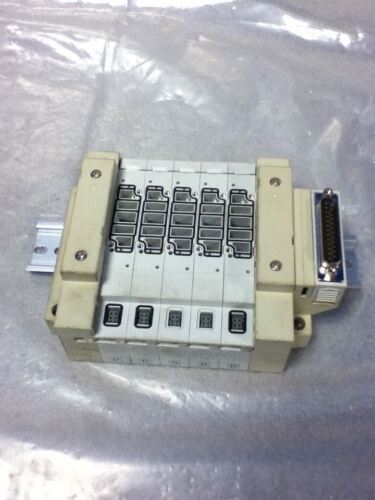 SMC SS5V2-16FD1-05U-C6 Connector Manifold- No Box