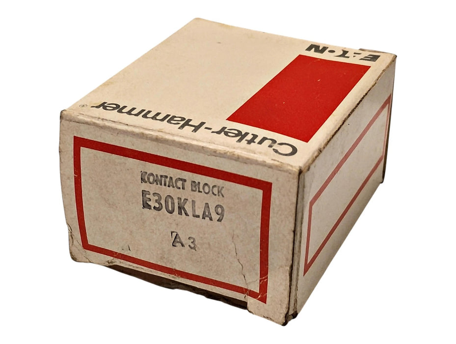 Cutler-Hammer E30-KLA9 600 V AC/DC 10 A 1NO/1NC Contact Block