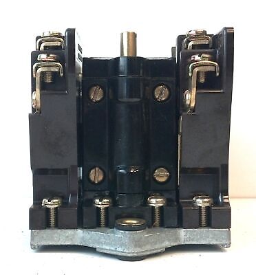 Joslyn Clark 713UPE-76 110-120 V AC Coil 2NO/2NC PMT Pneumatic Timing Relay