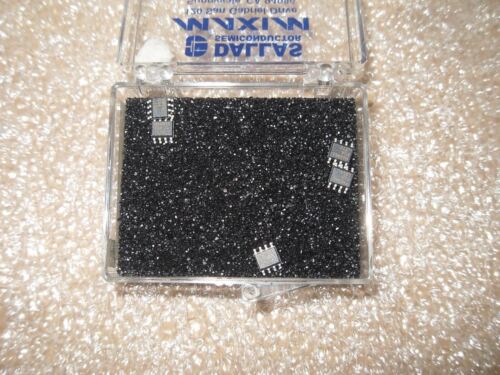 5 Maxim Max861Esa Switched-Capacitor Voltage Converters